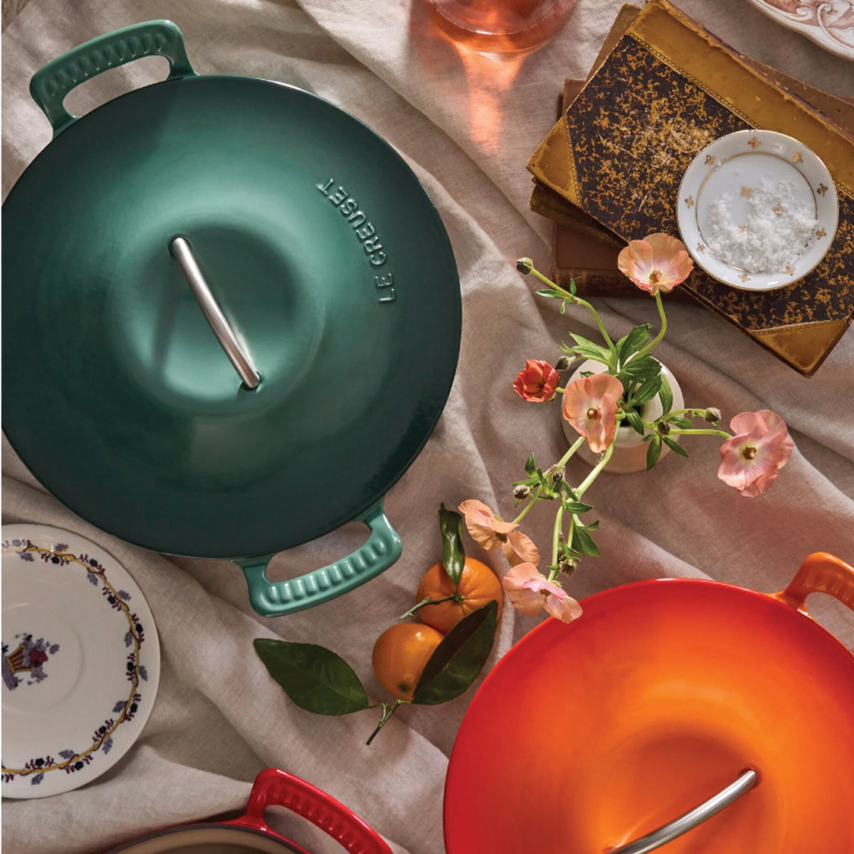 Modern Heritage Round Dutch Oven